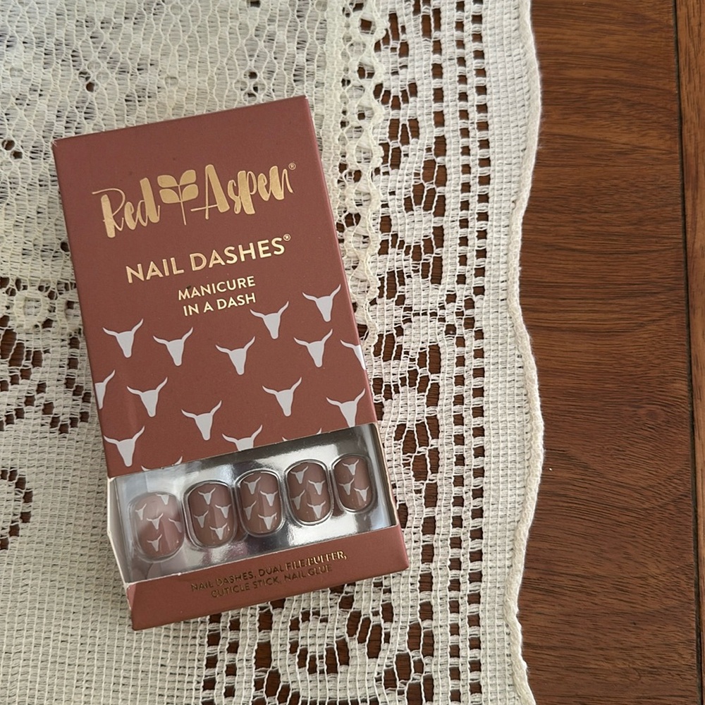 Red Aspen Nails